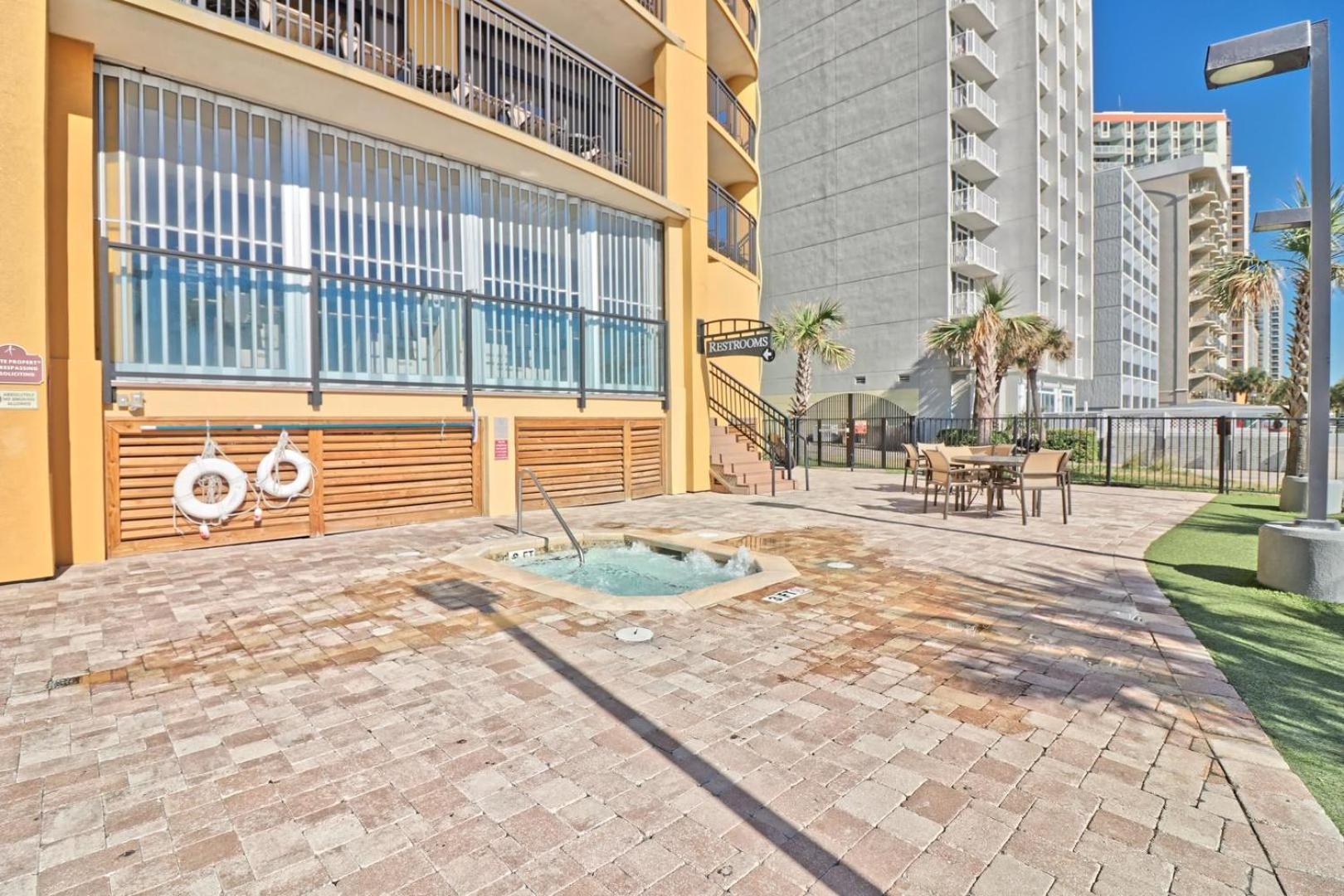 Beautiful Warm Ocean View Beach Condo With Pool เมอร์เทิลบีช ภายนอก รูปภาพ